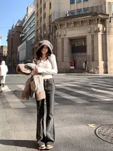 高腰デザインのラフなスタイル！深灰色のフレアデニムパンツ【極上の柔らかさ・パネルカラー】