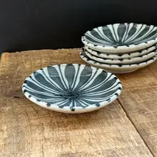 高級感ある釉下彩陶瓷の小皿【醤油皿・デザート皿・和風デザイン】