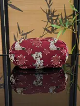 金獅子柄のシルク製竹筒バッグ【中華風・可愛い・祝いの赤色】