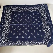 レトロなカシューナッツ柄シルクスカーフ【春夏用・ストリートスタイル・ヘアアクセサリー】