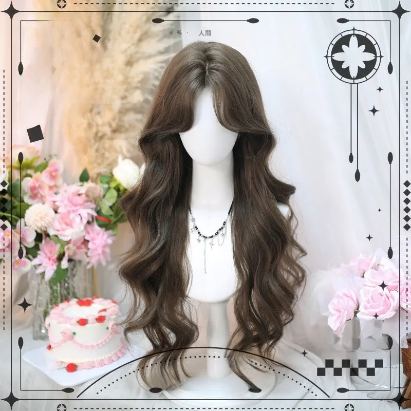 ロングヘアスタイル 前髪ありで小顔に見えるのはなぜ？カラフルな大波浪ウィッグが解決する