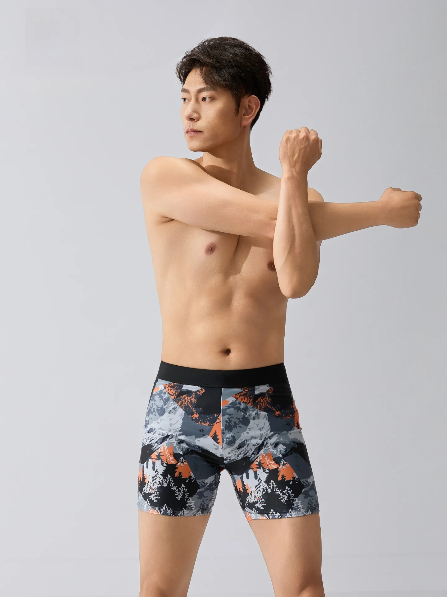 男性用競泳水着：天姿ブランドの速乾抗塩素平角タイプが提供するトレーニングパフォーマンス