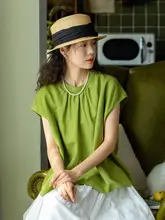リネン素材のグリーンノースリーブシャツ【夏用・カジュアル・ゆったりデザイン】