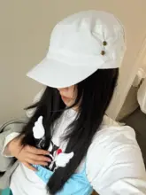 ブラックのベレー帽【レトロデザイン・スタッズ付き・ユニセックス】