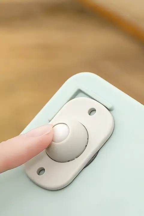 静音タイプ 粘着付きキャスター【穴あけ不要・家具移動用・小型】