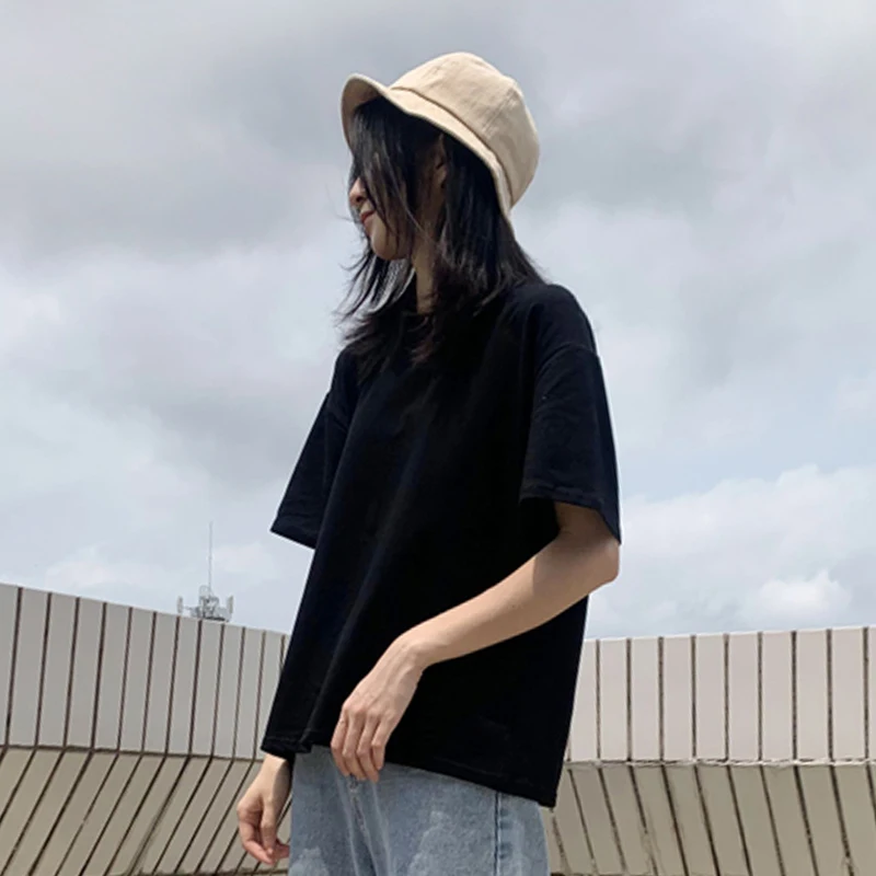 安いTシャツで失敗しない選び方は？学生時代から通勤まで使えるシンプルな白Tシャツの本当の価値とは