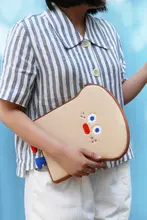 可愛いトーストデザインのノートパソコン用インナーバッグ【タブレット・iPad対応・十一・十三・十五インチ用】