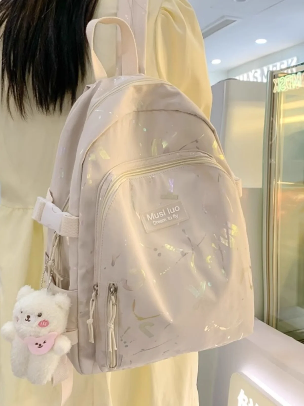 1泊旅行バッグ レディース で背中が蒸れない方法は？