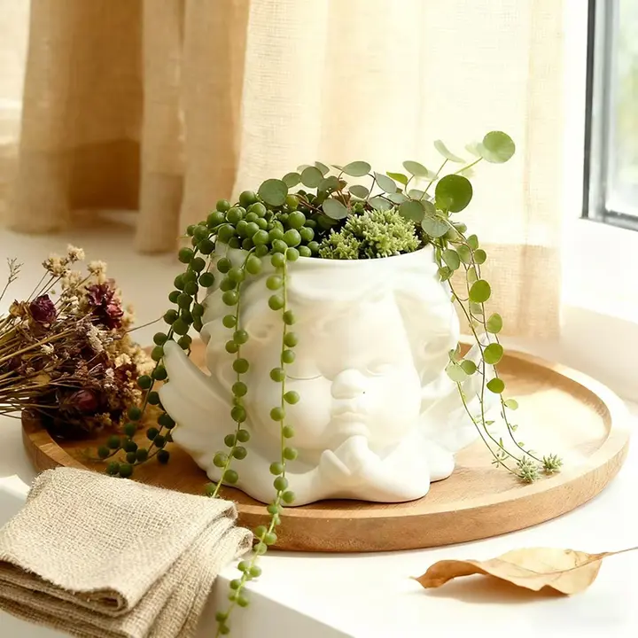 可愛らしい天使の花盆【通気性・多肉植物用・アウトドア・デスク装飾用】（セットアップ対応）
