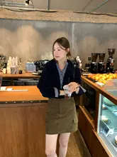ストライプパッチワークデザインのレディースシャツ【コーデュロイ・通勤・おしゃれ】（ セットアップ対応）