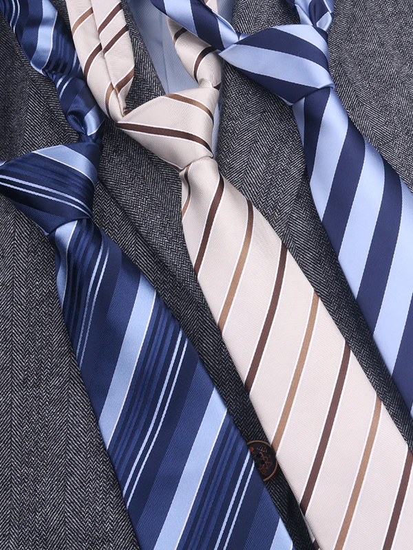 一万円で買える男性の贅沢品は？シルクネクタイが日々のスタイルを変える理由