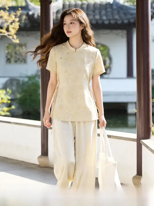 新中式デザインの盤扣ブラウスとワイドパンツ【夏用・大きいサイズ・スタイリッシュ】（セットアップ対応）