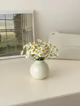 ミニ陶器花瓶とラベンダー風造花のインテリア装飾【デスク用・乾燥花・かわいいデザイン】（セットアップ対応）