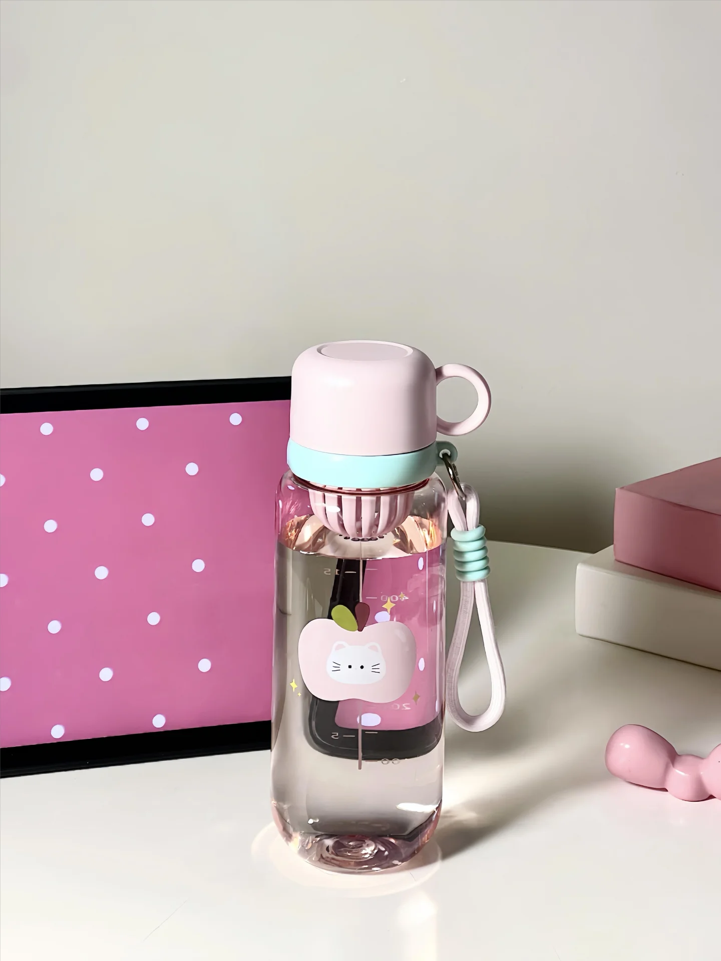 通勤の夏、暑さに負けない飲み物の選び方は？
