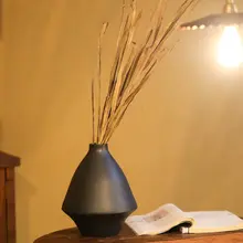黒い禅の陶器花瓶【景徳鎮製・インテリア装飾・ドライフラワー用】