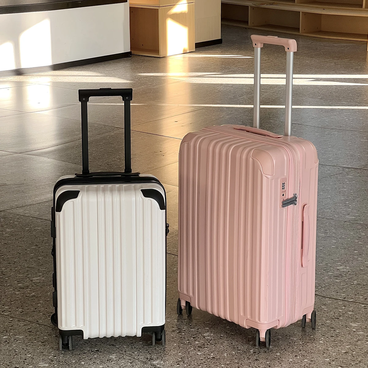 拡張可能なトラベルキャリーケース：機内持ち込み向けの軽量設計と高耐久性の実証