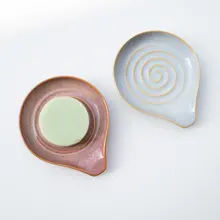 シンプルな陶器製のソープディッシュ【洗面所用・家庭用・おしゃれな収納】