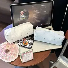 星柄ドットデザインの可愛いペンケース【大容量・ファスナー式】