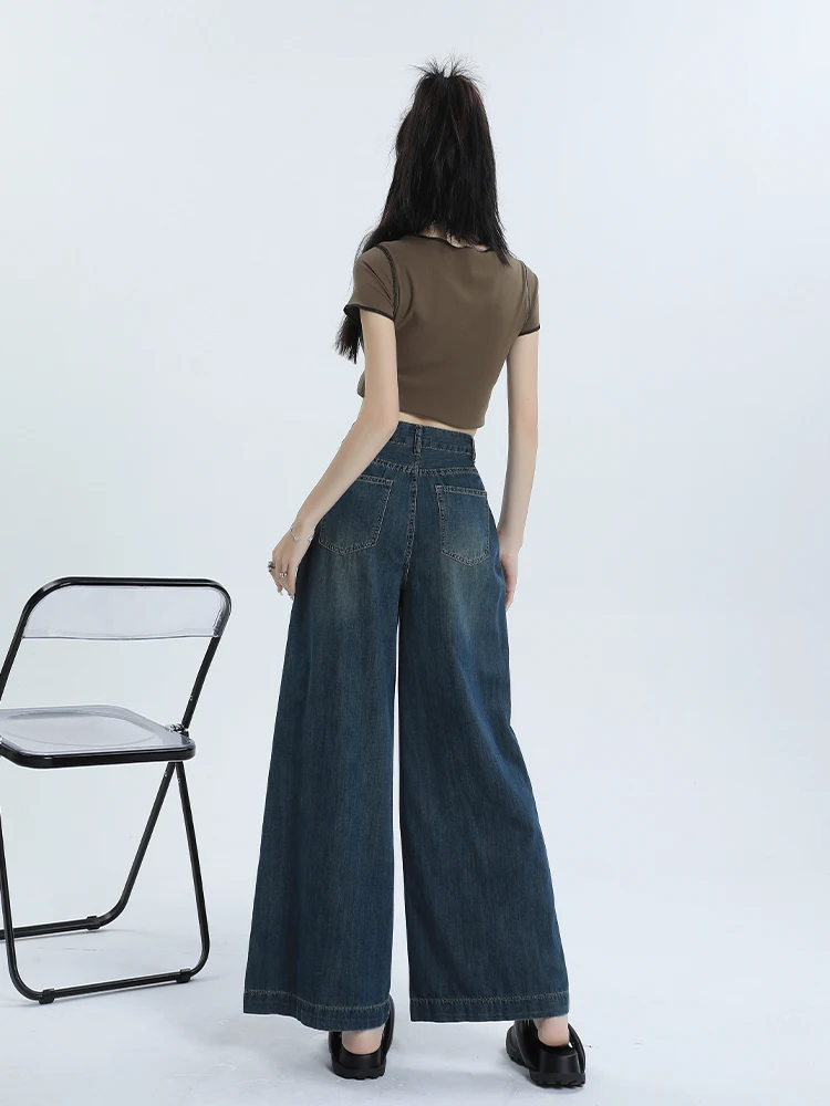 ブラックデニム コーデの悩みを解決するレトロブルーワイドパンツの完全ガイド
