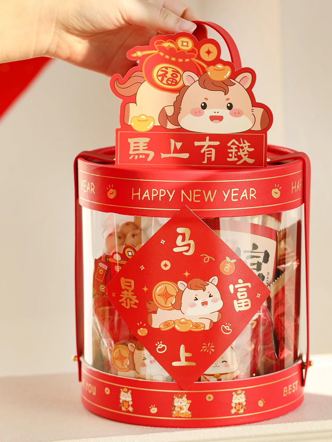透明PVC製ギフトボックス：馬年デザインで小物やお菓子をおしゃれに包む方法