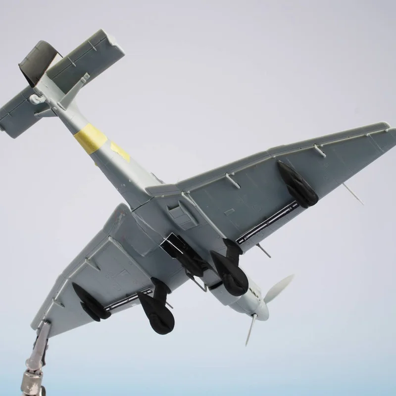 f-108whc-1ajf と f-108whc-1ajf-2 の違いは？飛行機モデルの選び方を徹底解説