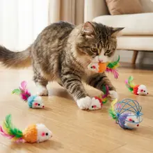 猫用おもちゃ！リアルな毛並みの小さなネズミ【カラフルな羽根付き・サウンド効果・インタラクティブ 】