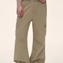 カーゴパンツ 男性 ゆったり ストレート ハリのある