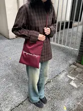 秋冬用チョコレートブラウン刺繍ショルダーバッグ【エコレザー・斜め掛け】