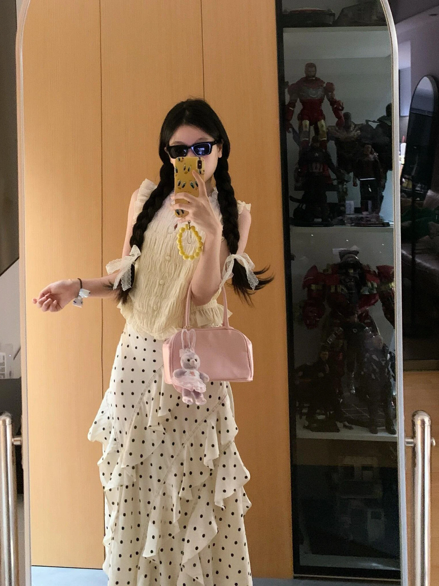 ドットスカートの夏コーデはどう選ぶ？小柄女性にぴったりなリゾートスタイルの秘密