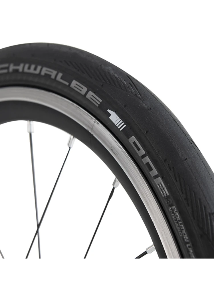 26インチ自転車の身長対応で選ぶタイヤ：SCHWALBE 349小布折りたたみ用黒色タイヤの実用性解析