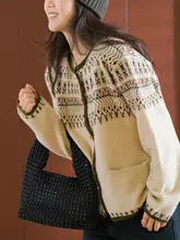 レトロな金ボタン付き 半提花クルーネックニットカーディガン【ゆったりサイズ・女性用】