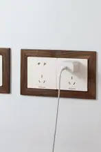 ウォールデコレーション 北欧風 黒胡桃無垢材スイッチカバー【デザイン・保護用】