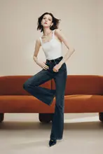 レトロデザインのフレアジーンズ【スリムフィット・女性用・秋向け】（セットアップ対応）