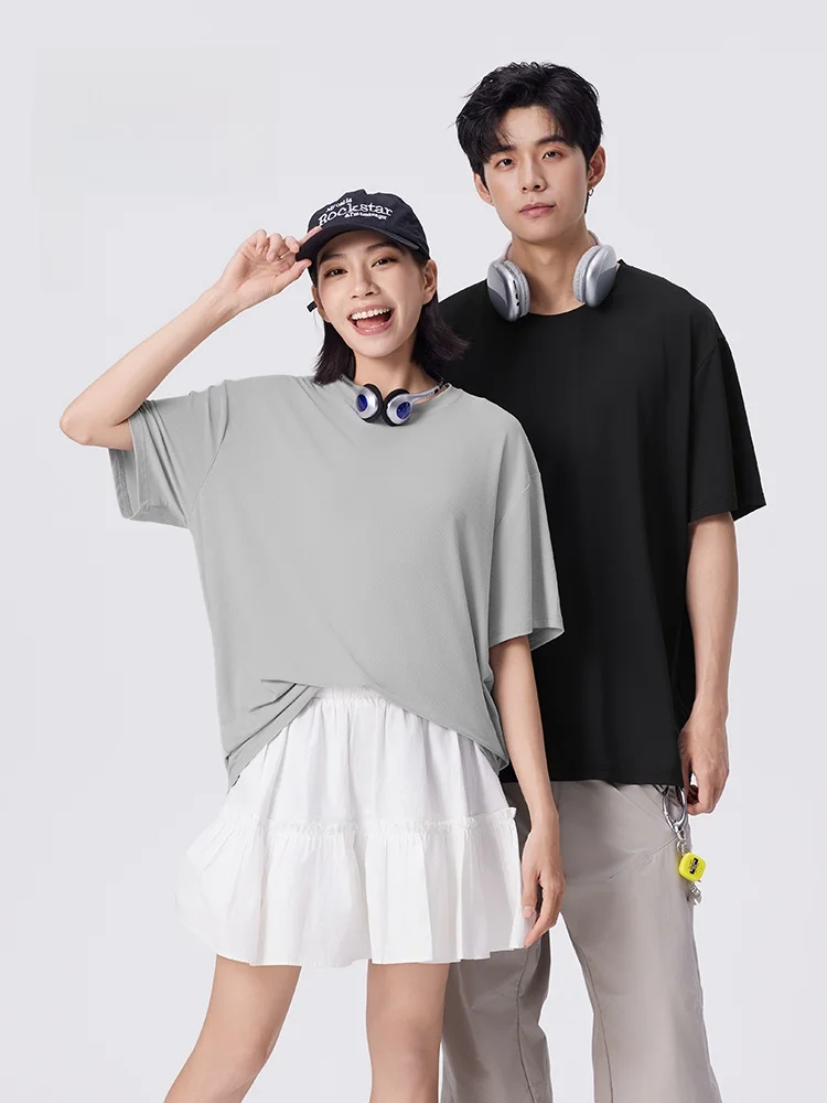 夏のTシャツで黄ばみや毛玉に悩まない方法は？Jeanswestのメッシュ通気性Tシャツが解決する