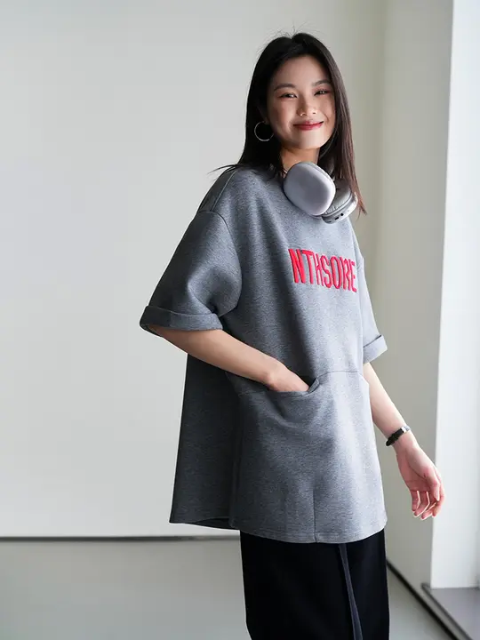 快活な印象！字母刺繍のエアコットン半袖Tシャツ【極上の柔らかさ・女性用】