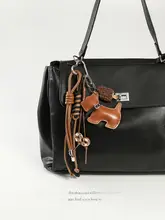 ミナワ造形オリジナルレザーパピーペンダント