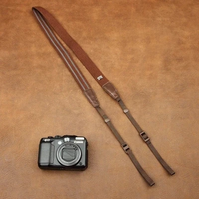 50mmカメラとハーネスの組み合わせで、日常の美しさをどう見つける？