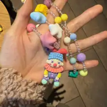 かわいいサーの道化師デザインの手作りネックレス