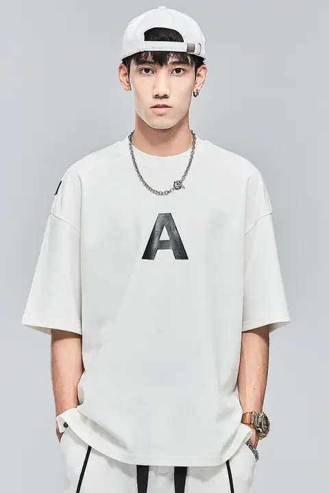 青少年用 半袖Tシャツとショートパンツのスポーツウェア【夏用・軽量・ルーズフィット・カジュアル】（セットアップ対応）