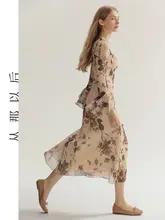 フレンチレトロな花柄ロングドレス【スクエアネック・長袖・ティータイムに最適】