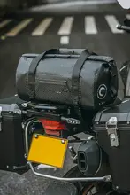 防水バイク用リアバッグ【ライディング用・取り付け簡単・耐久性】