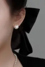 パールピアス【S999シルバー・高級感・軽やかなデザイン】