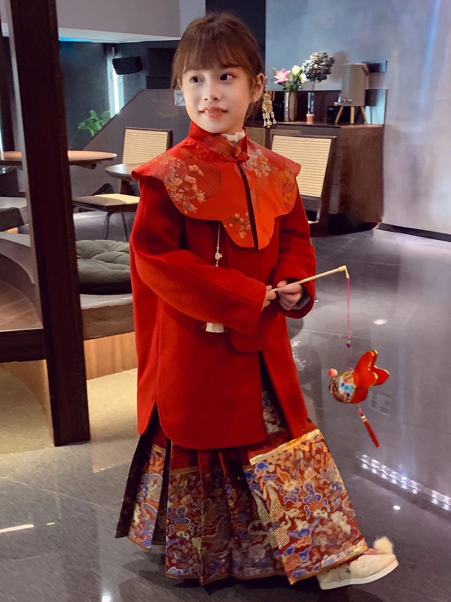 赤ちゃんと法事の服をどう選ぶ？女の子のための国風スタイルが今、注目されている理由