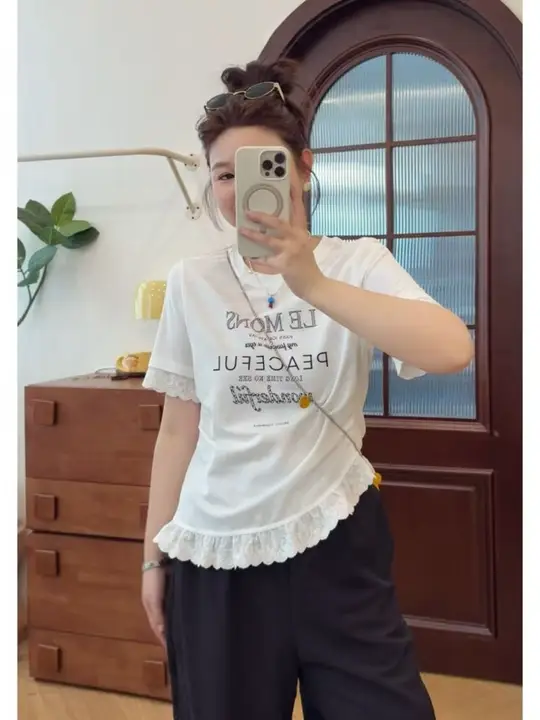 ウエストタックレースデザイン短袖Tシャツ【斜めライン・カジュアルスタイル】