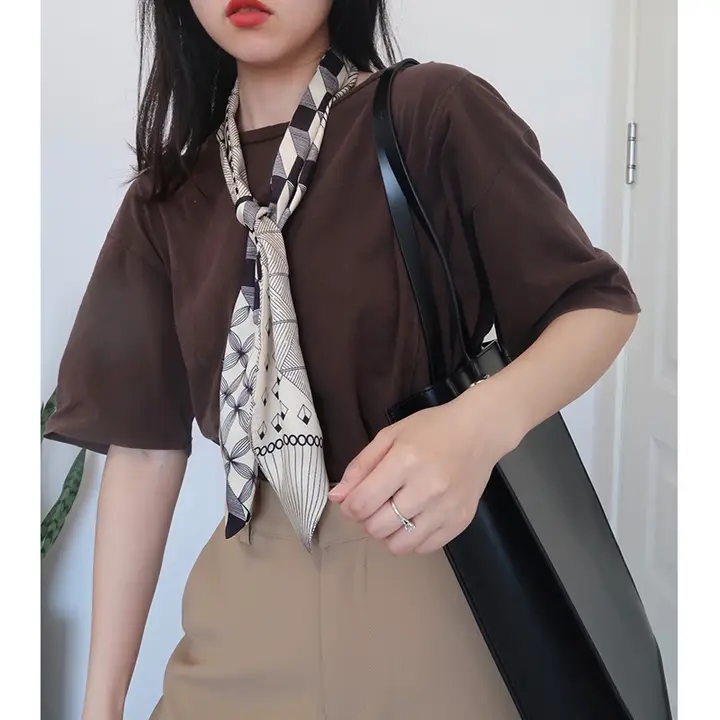 スカーフ 女性 様々なシーンに適した ウール素材 高級感