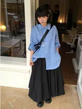 エアリー感のある黒のフレアスカート【レトロ・フリーウエスト・ミディ丈】