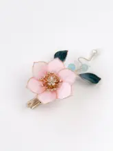 華やかなデザインのフローラルヘアクリップ【ピンク・中式・可愛い・サイドクリップ】