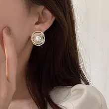 洗練されたデザイン！パールイヤーカフ【穴あけ不要・軽やか・上品な雰囲気】