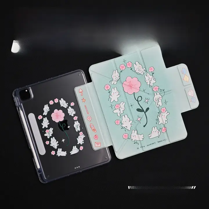 可愛いグラデーションのウサギと花のイラスト入りiPad用アクリルケース【磁気留め・ペンホルダー付き・iPad Pro対応】