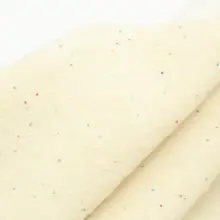 極上の柔らかさの米白色ダイヤモンド格子柄のキラキラした毛茸茸のニット羊毛生地